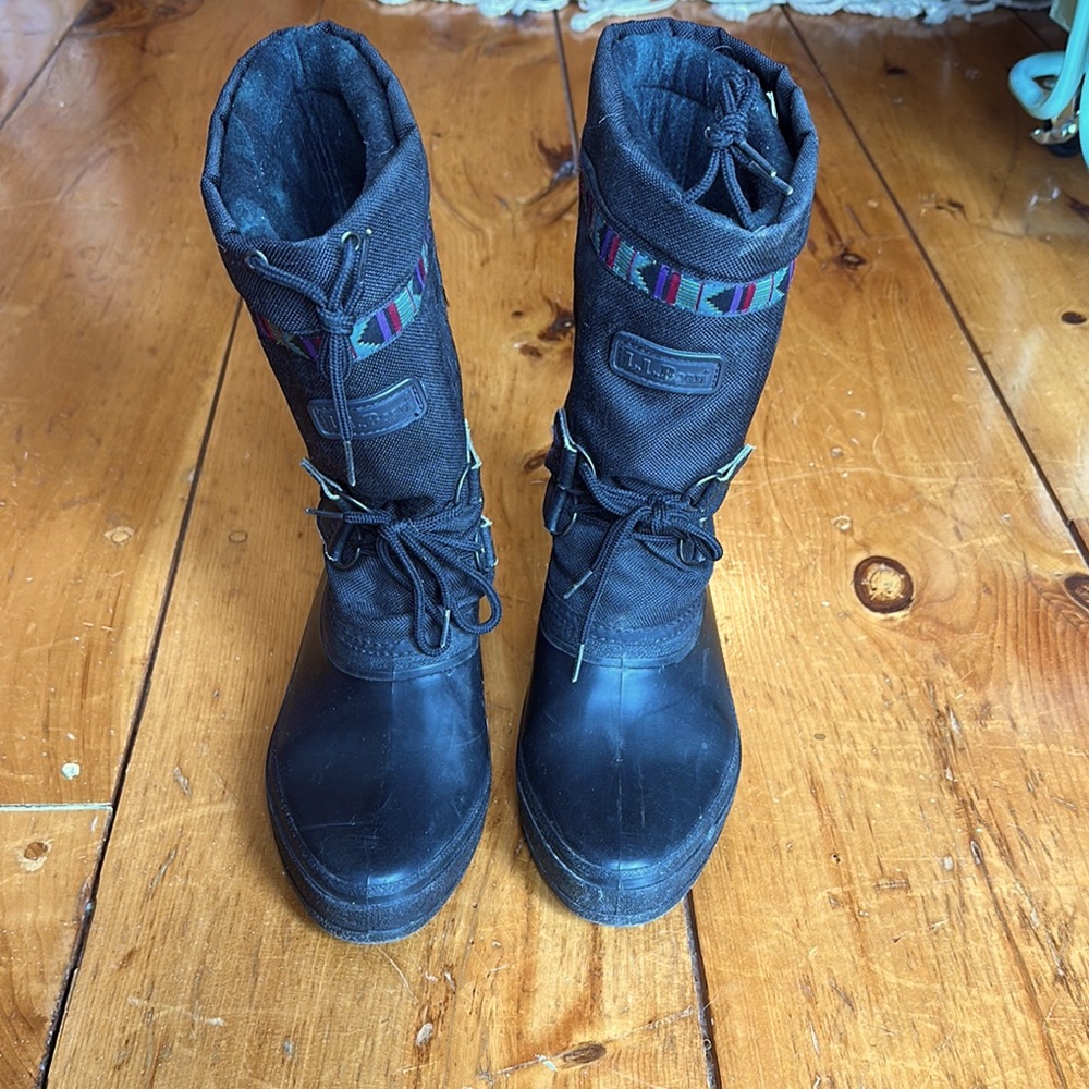 Vintage LL Bean Boots with Patterned Trim. Excellent vintage condition.